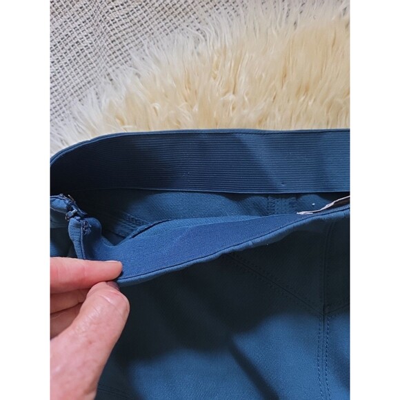 Loft Ann Taylor Seamed Flippy Mini Short Dark Blue Skirt 6 Fit & Flare Stretch - Picture 8 of 8